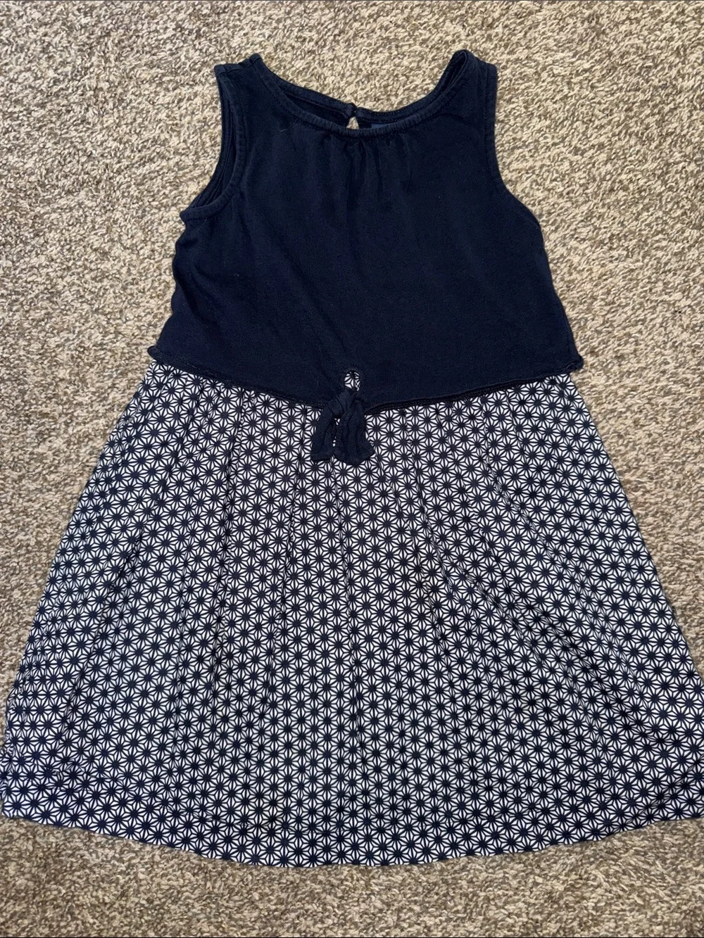 🛍 CUTE LITTLE GIRLS GAP DRESS SIZE4 🛍